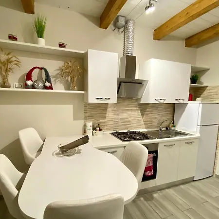 Apartment La Casetta Di Anna, *